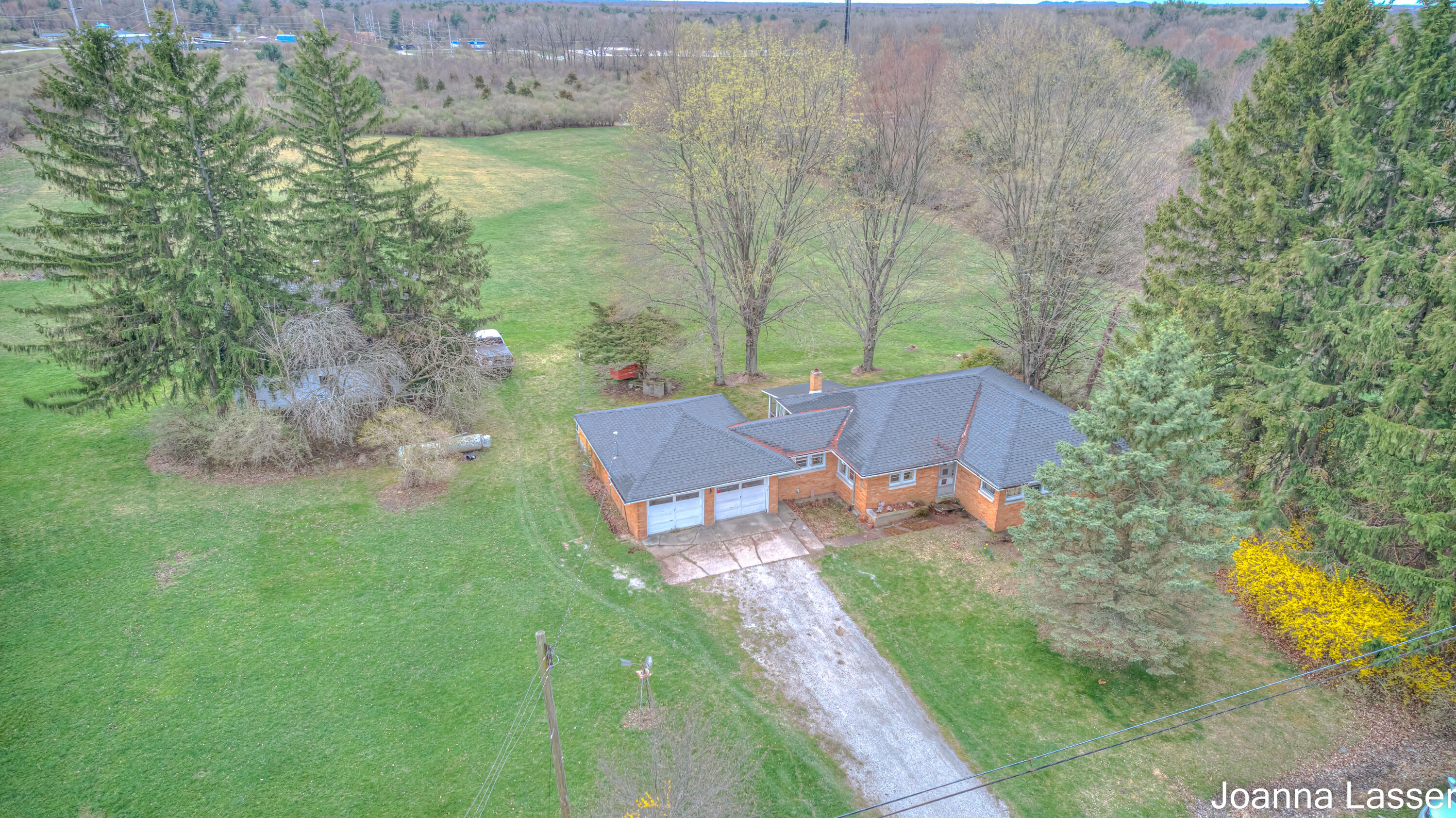 1315 Benston Road Whitehall, MI 49461 - Photo 3 of 74 Whitehall 4-18 (3 of 72)