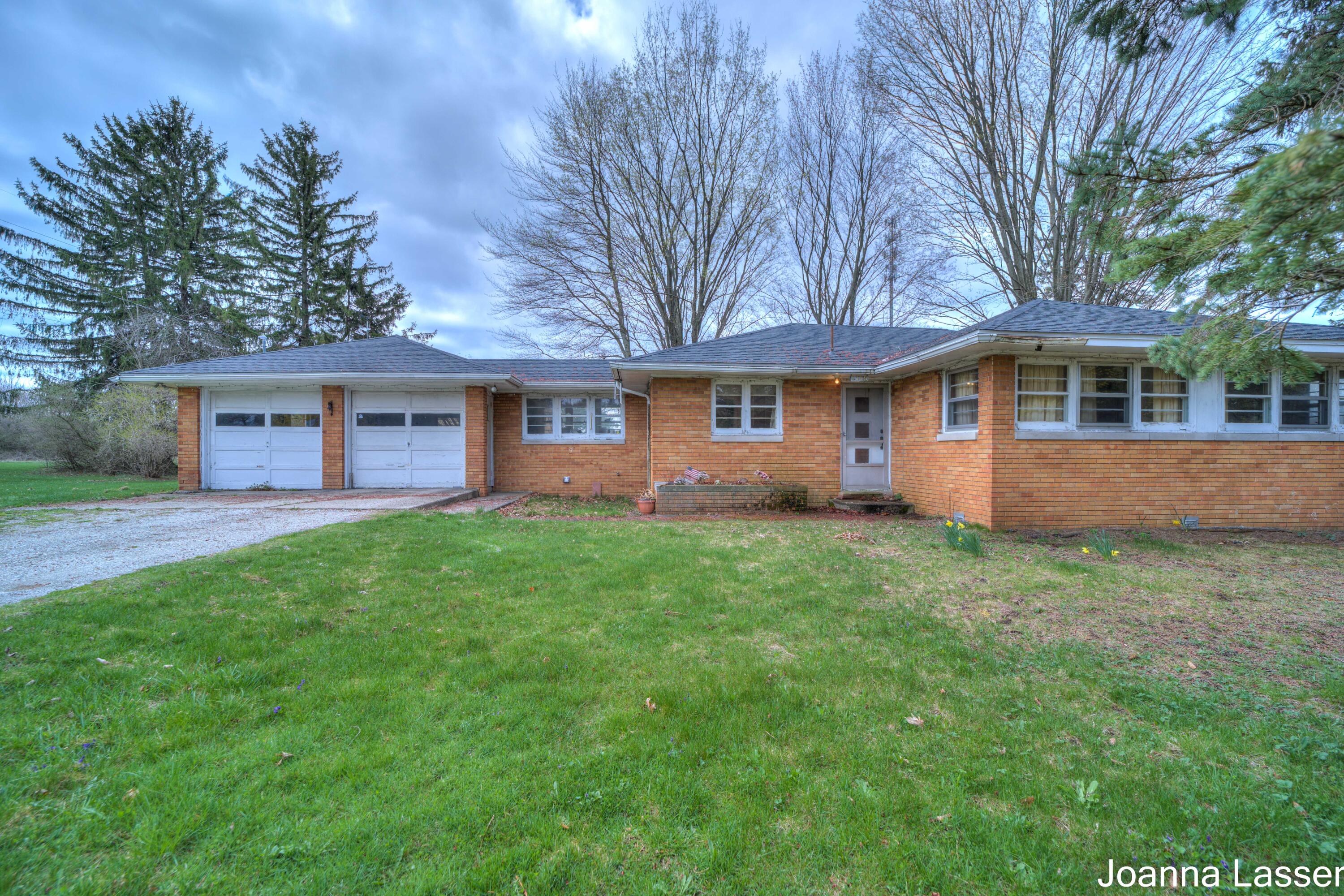 1315 Benston Road Whitehall, MI 49461 - Photo 9 of 74 Whitehall 4-18 (9 of 72)