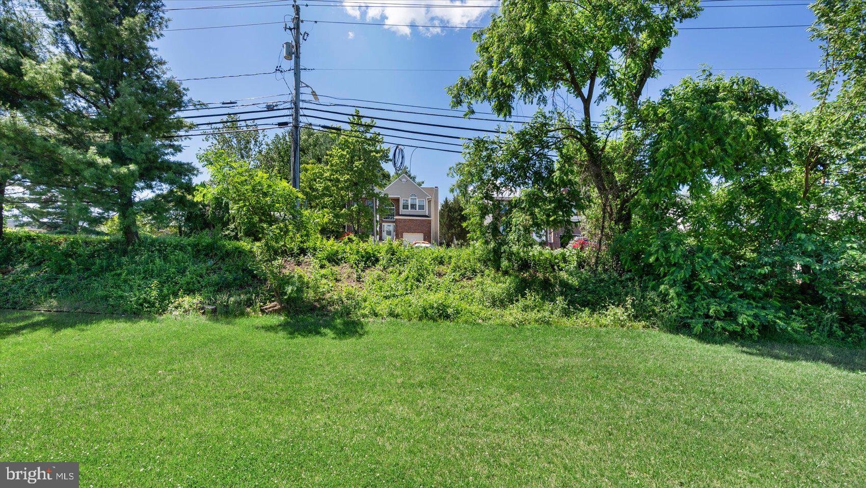 3709 Redberry Way Nottingham, MD 21236 - Photo 45 of 45 a view of a garden in front of a house