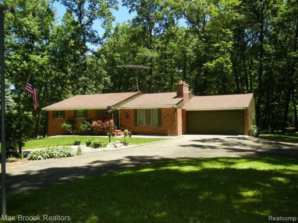 10400 Ellis Road Clarkston, MI 48348 - Photo 1 of 46 Primary.jpg