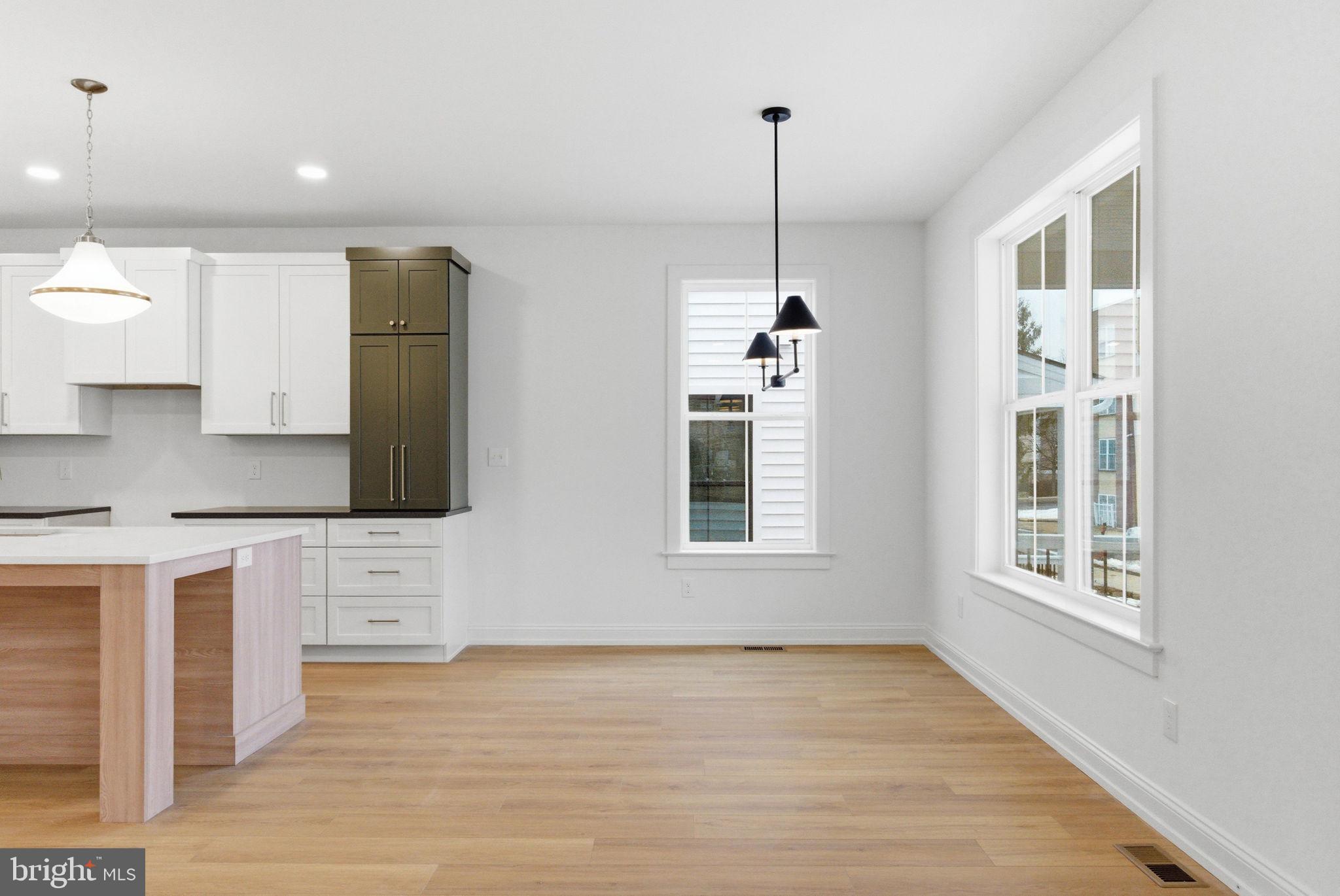 453 East Franklin Street, Unit SINGLE Media, PA 19063 - Photo 16 of 70 Dinette