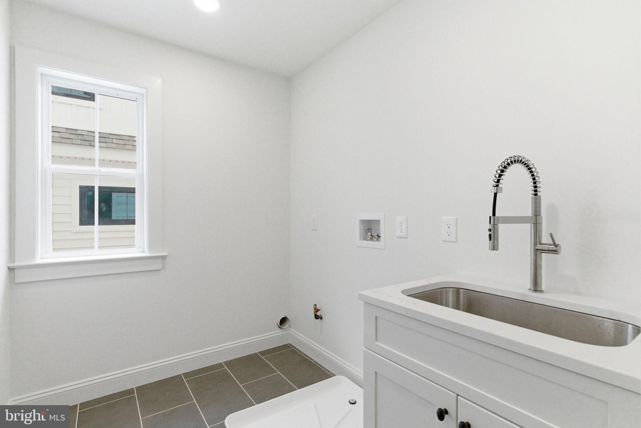 453 East Franklin Street, Unit SINGLE Media, PA 19063 - Photo 43 of 70 Laundry Room