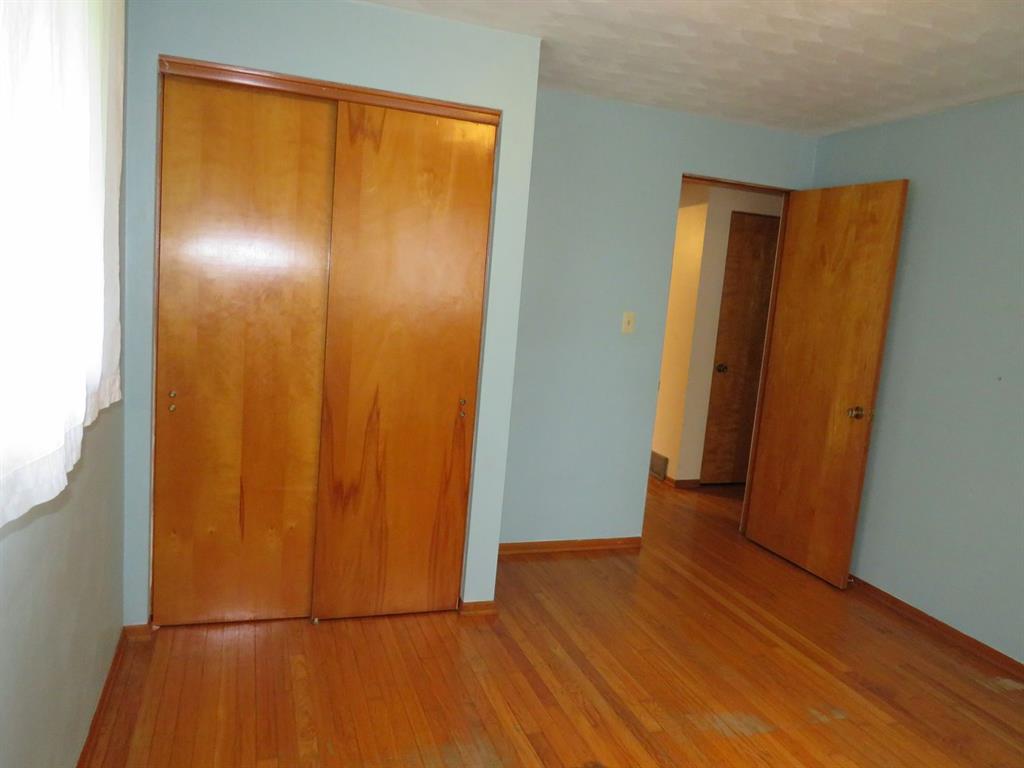 435 Hemphill Road Tarentum, PA 15084 - Photo 14 of 30