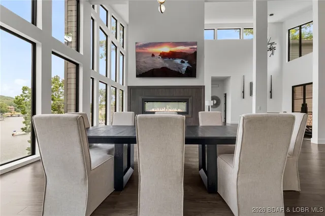 $4,500,000 | 971 Country Club Drive, Lake Ozark, MO 65049