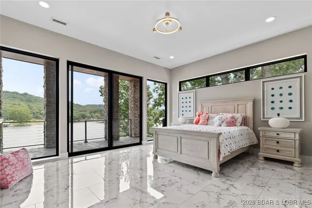 $4,500,000 | 971 Country Club Drive, Lake Ozark, MO 65049