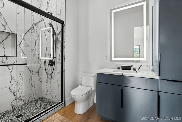 $4,500,000 | 971 Country Club Drive, Lake Ozark, MO 65049