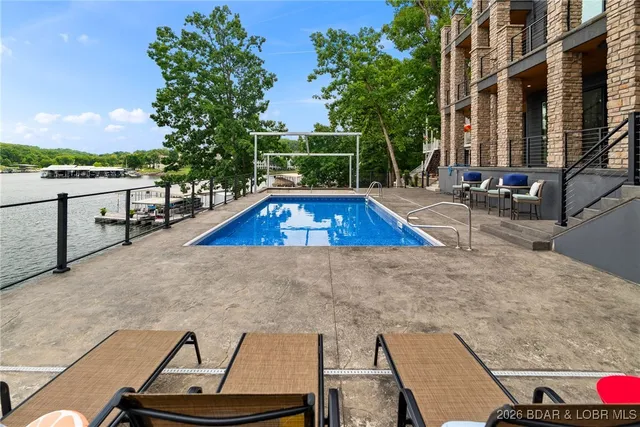 $4,500,000 | 971 Country Club Drive, Lake Ozark, MO 65049