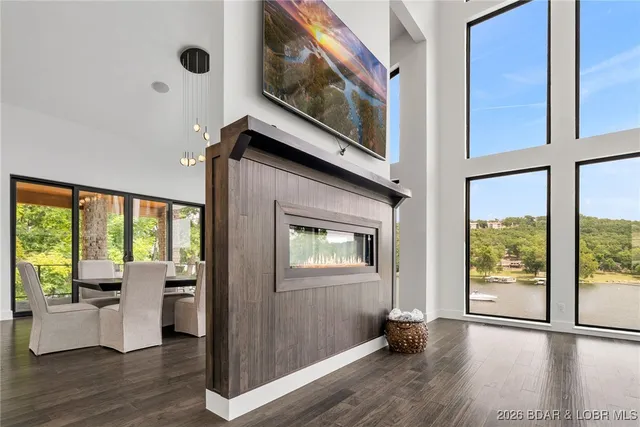 $4,500,000 | 971 Country Club Drive, Lake Ozark, MO 65049