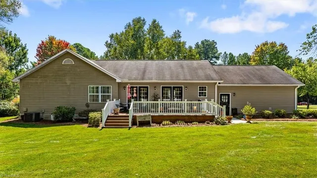 $367,500 | 1242 Scalesville Road, Summerfield, NC 27358