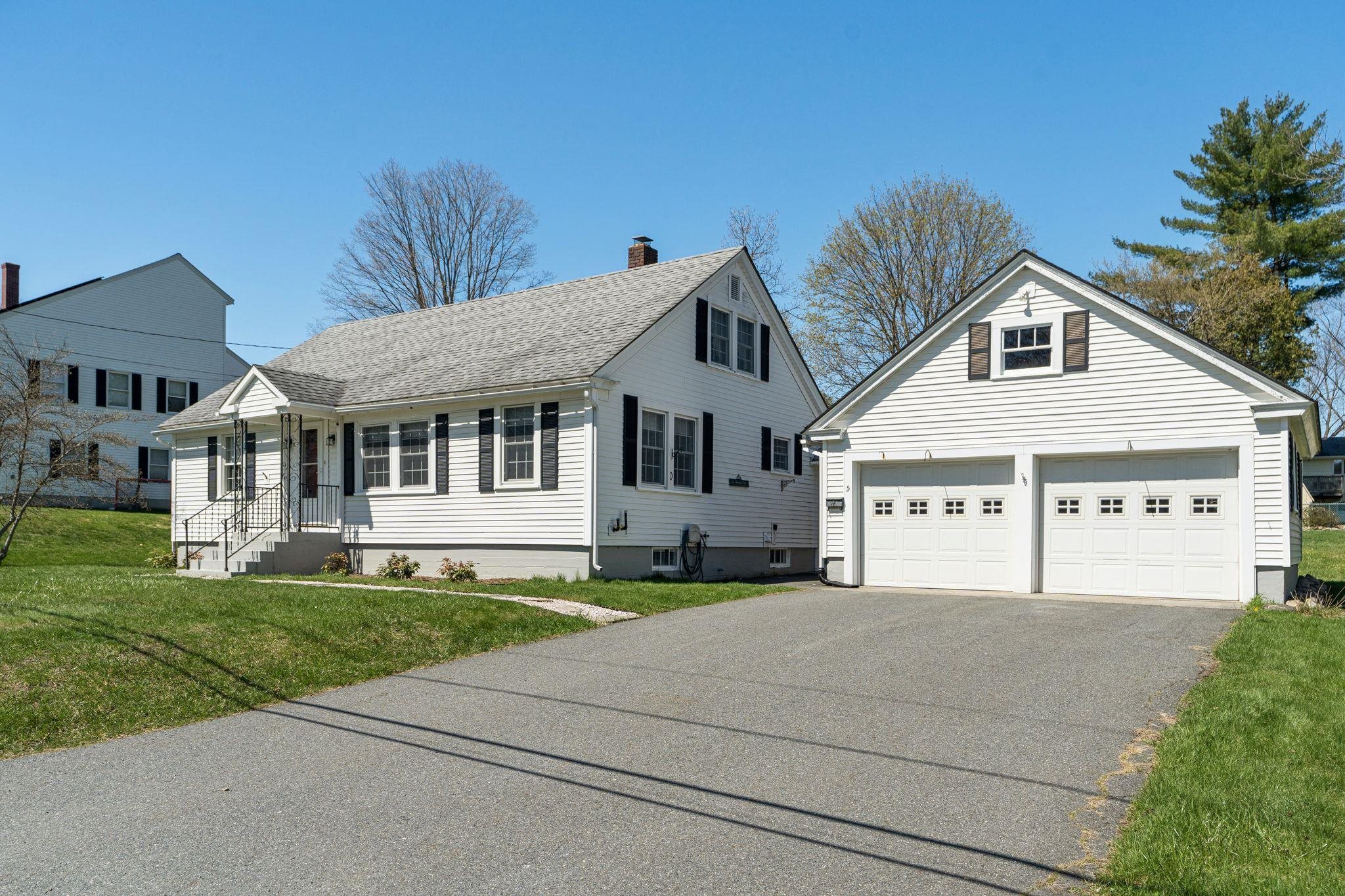 5 Jones Avenue Lebanon, NH 03784 - Photo 2 of 37