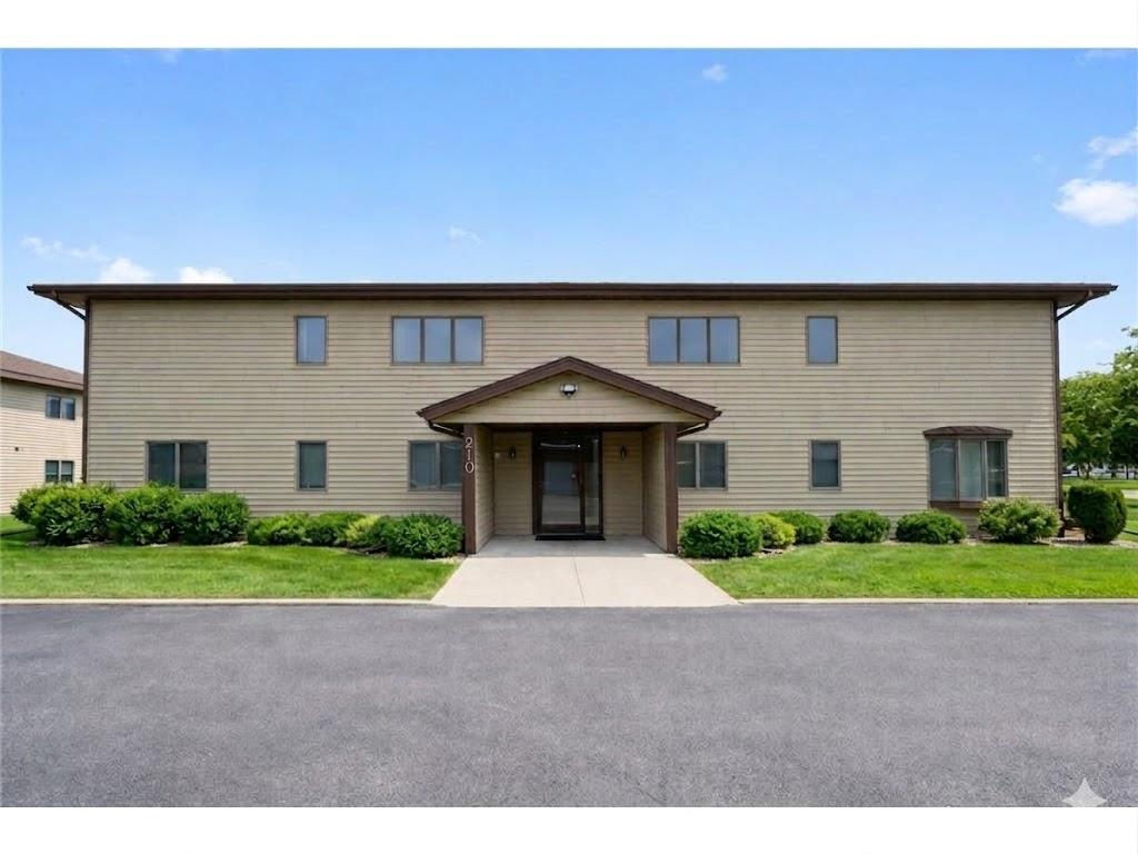 210 Sargent Drive, Unit 103 Red Wing, MN 55066 - Photo 2 of 16