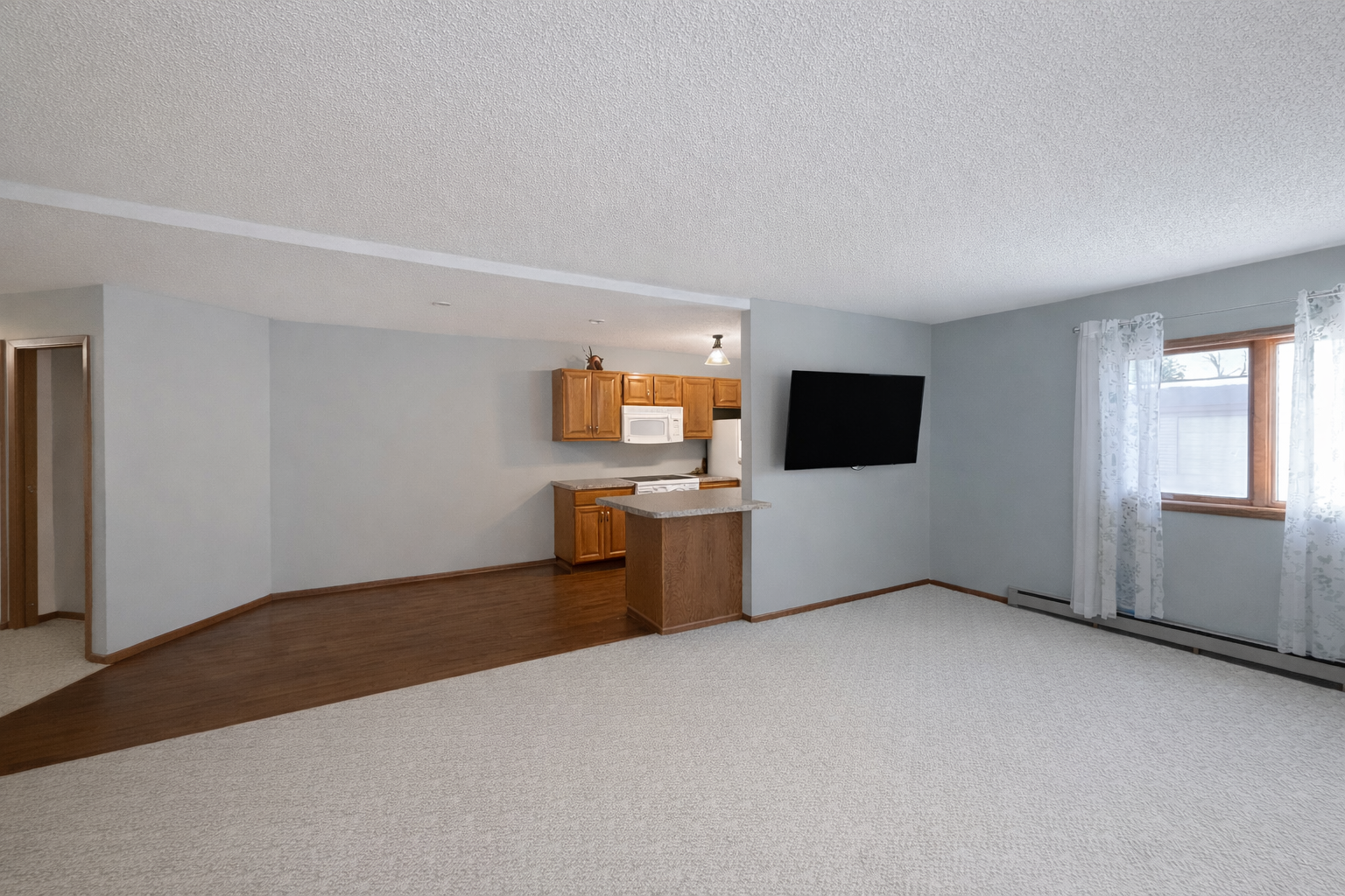 210 Sargent Drive, Unit 103 Red Wing, MN 55066 - Photo 5 of 16