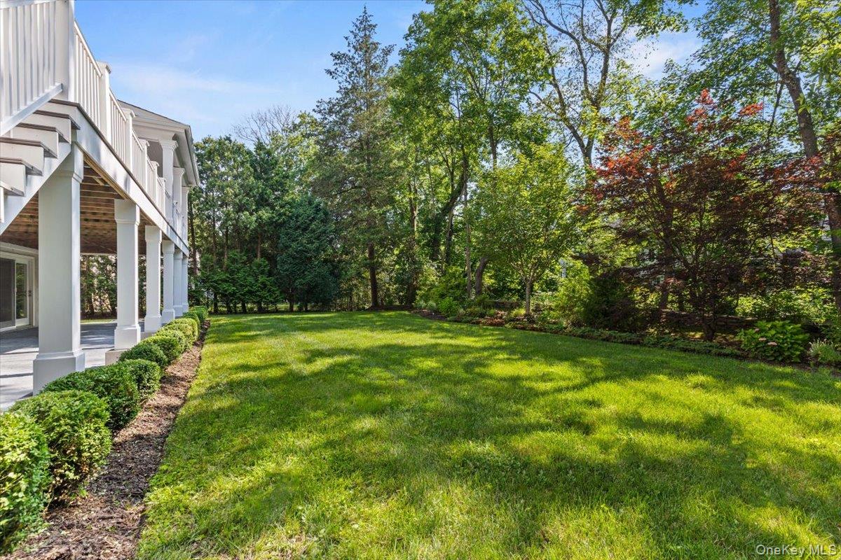 81 Wappanocca Avenue Rye, NY 10580 - Photo 21 of 27 View of grassy yard