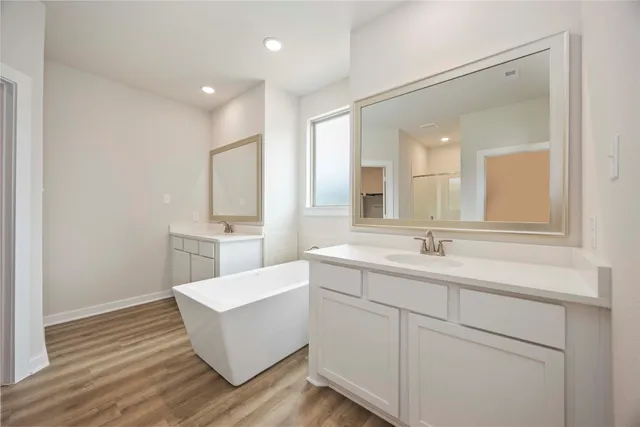 $475,083 | 400 Barton Place Drive, Cleveland, TX 77327