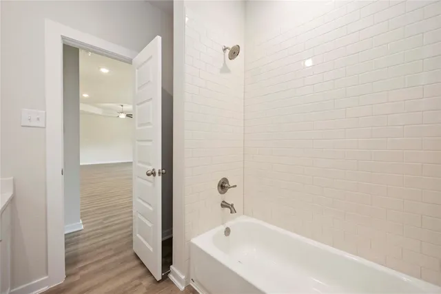 $475,083 | 400 Barton Place Drive, Cleveland, TX 77327