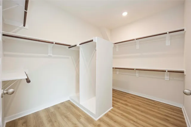 $475,083 | 400 Barton Place Drive, Cleveland, TX 77327