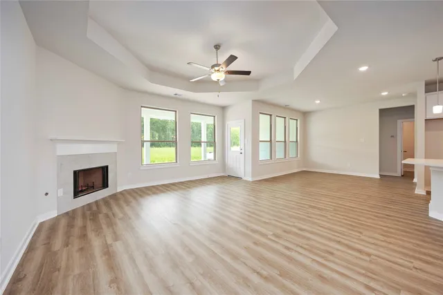 $475,083 | 400 Barton Place Drive, Cleveland, TX 77327