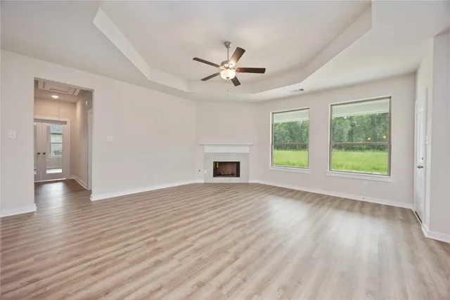 $475,083 | 400 Barton Place Drive, Cleveland, TX 77327