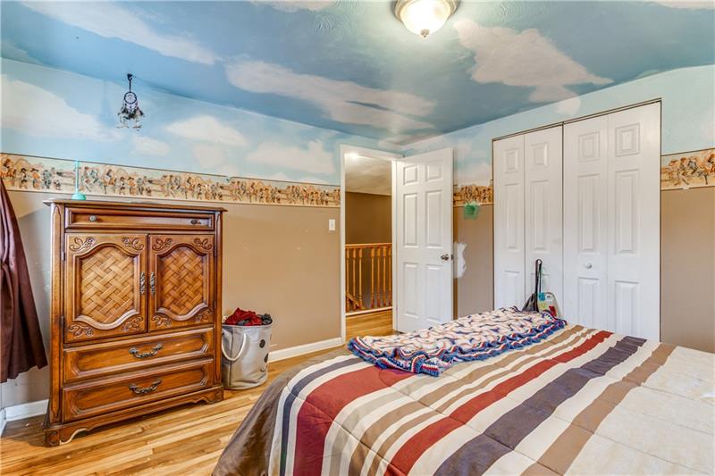 510 Lindsay Road Carnegie, PA 15106 - Photo 14 of 24 Gallery Image 14
