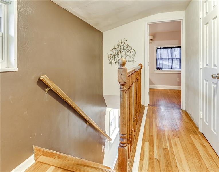 510 Lindsay Road Carnegie, PA 15106 - Photo 15 of 24 Gallery Image 15