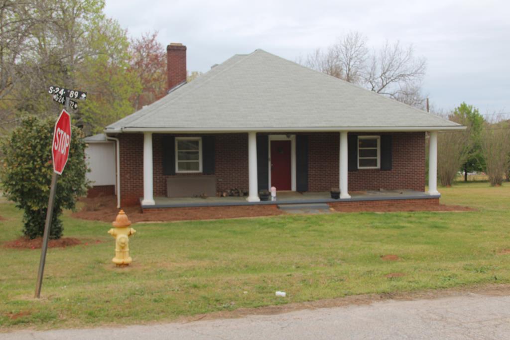 230 Kate Fowler Road Ninety Six, SC 29666 - Photo 1 of 29 Gallery Image 1