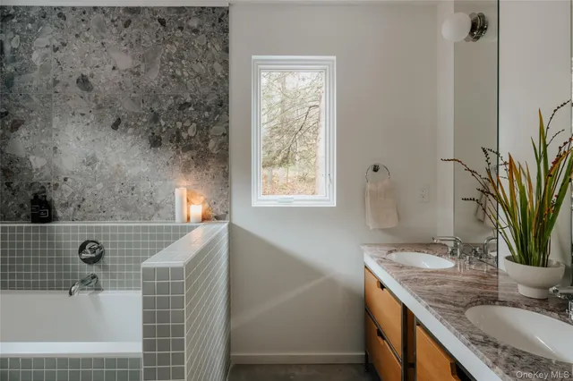 $995,000 | 1 Brook Drive, Narrowsburg, NY 12764