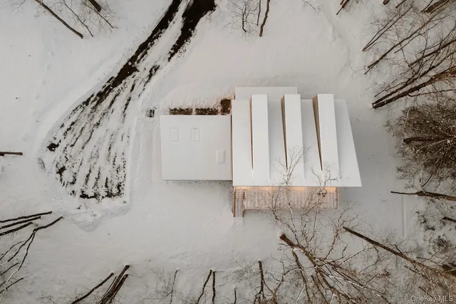 $995,000 | 1 Brook Drive, Narrowsburg, NY 12764