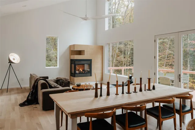 $995,000 | 1 Brook Drive, Narrowsburg, NY 12764