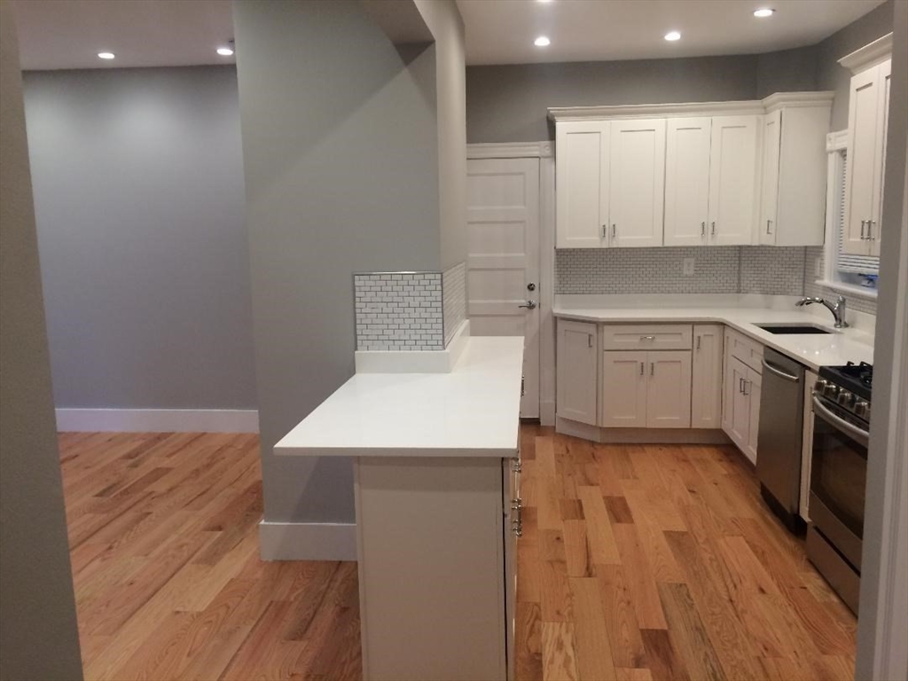 781 Columbia Road, Unit 1 Boston, MA 02125 - Photo 13 of 30