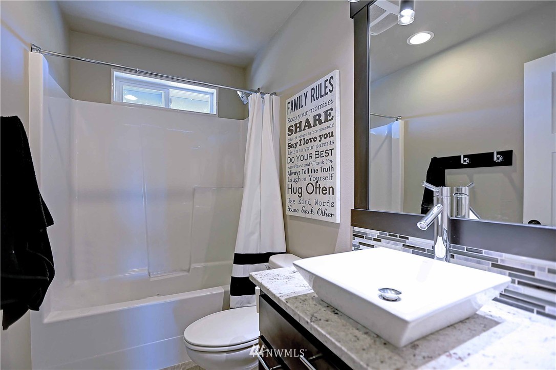 599 Smith Road Camano Island, WA 98282 - Photo 22 of 25 Gallery Image 22