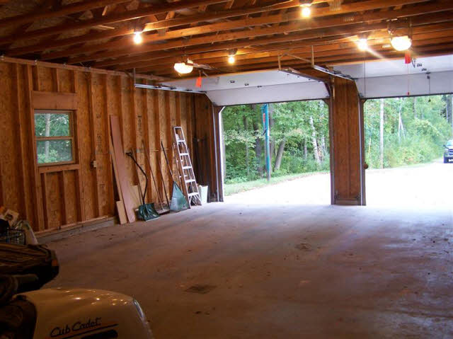 3905 Nott Road Bridgeport, MI 48722 - Photo 8 of 9 20101316-7.JPG