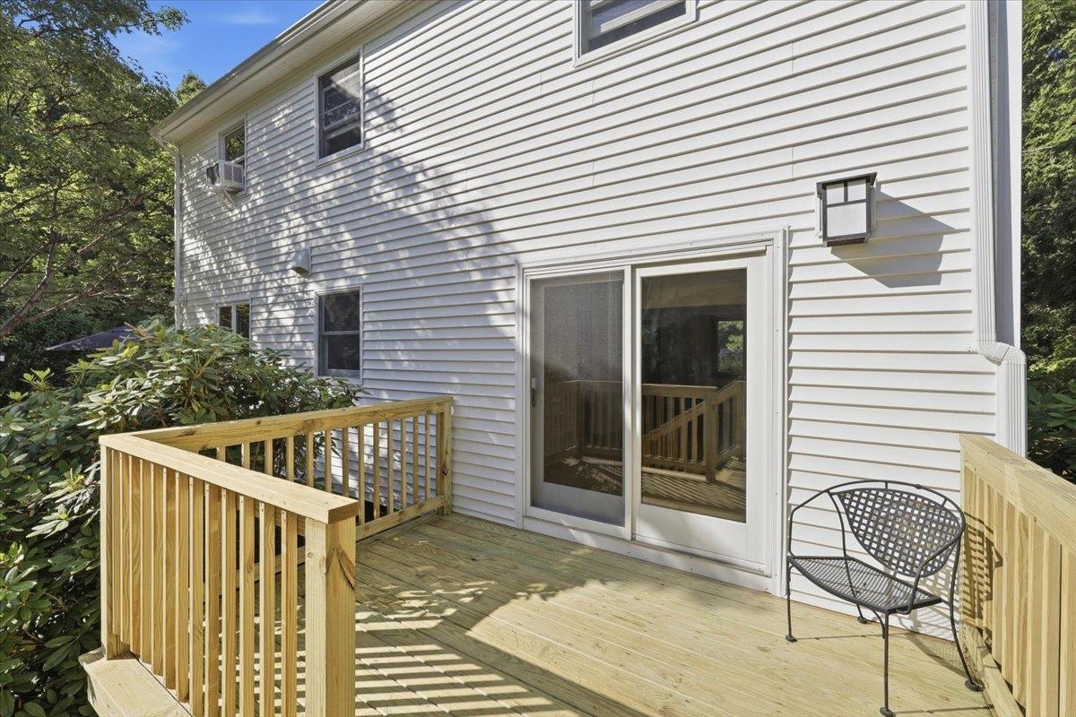 16 Lakeview Way Auburn, NH 03032 - Photo 24 of 45