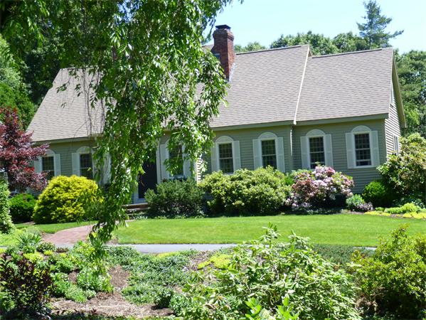 110 Chipper Hill Road Northbridge, MA 01534 - Photo 2 of 19