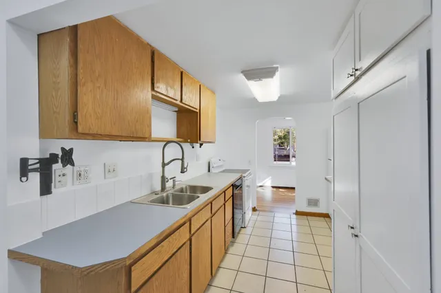 $309,900 | 5211 North Lincoln Street, Spokane, WA 99205