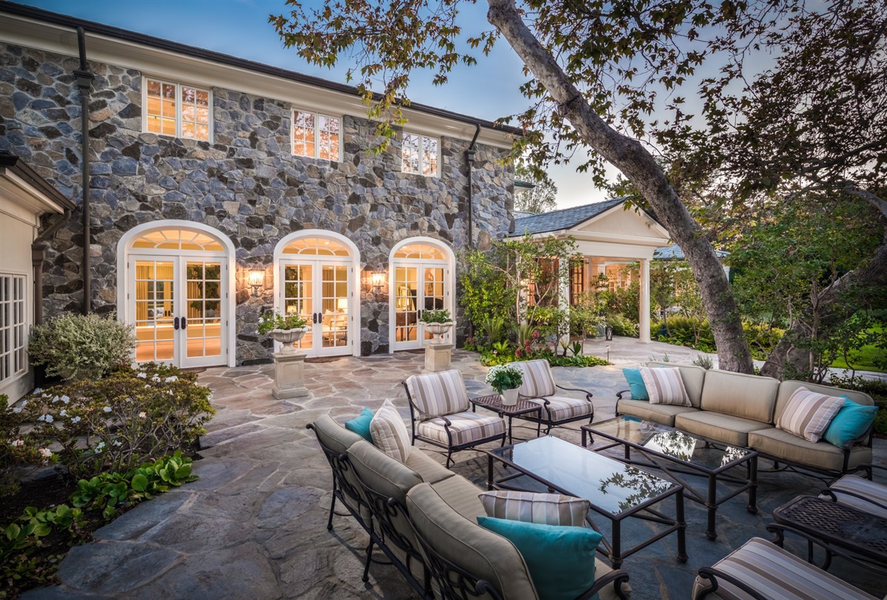 17541 Los Morros Rancho Santa Fe, CA 92067 - Photo 3 of 25