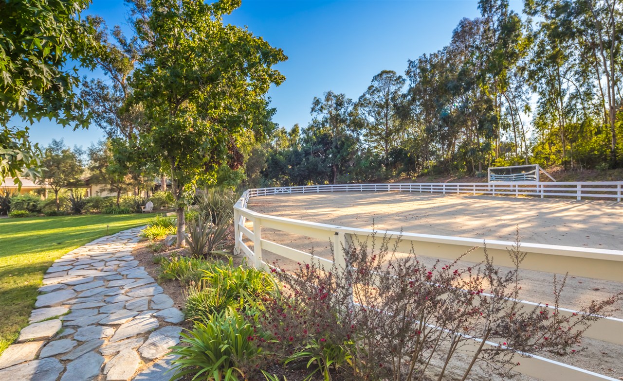 17541 Los Morros Rancho Santa Fe, CA 92067 - Photo 22 of 25