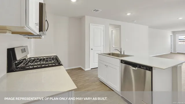 $284,990 | 128 Langston Drive, Lockhart, TX 78644