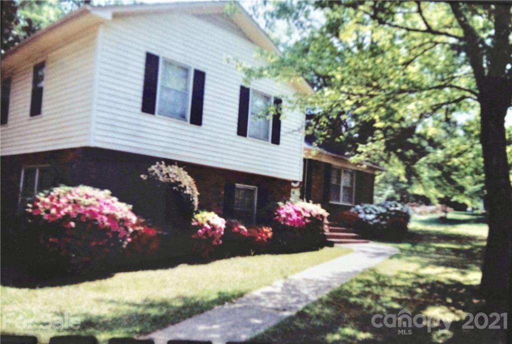 808 Lombardy Road Rock Hill, SC 29730 - Photo 2 of 22 Gallery Image 2