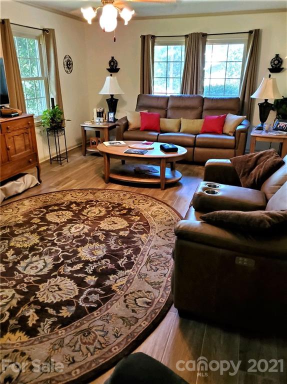 808 Lombardy Road Rock Hill, SC 29730 - Photo 12 of 22 Gallery Image 12