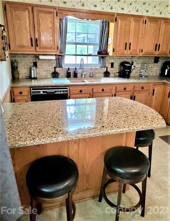 808 Lombardy Road Rock Hill, SC 29730 - Photo 7 of 22 Gallery Image 7