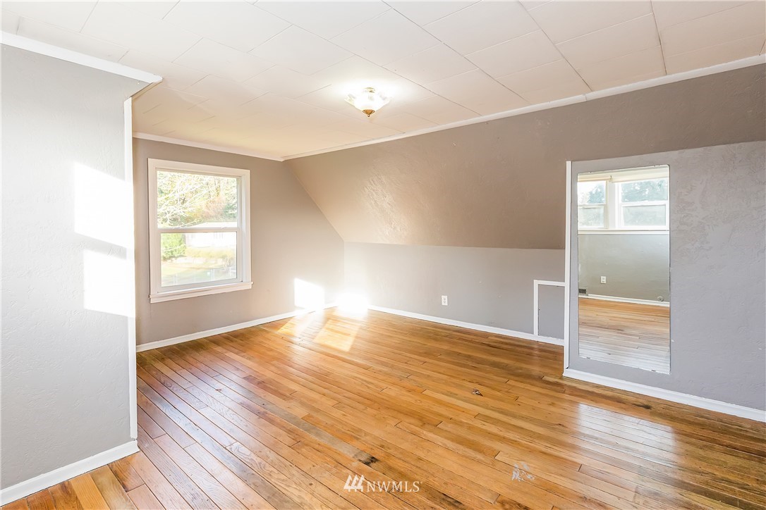 4587 Mayvolt Road Southeast Port Orchard, WA 98366 - Photo 26 of 39 Gallery Image 26