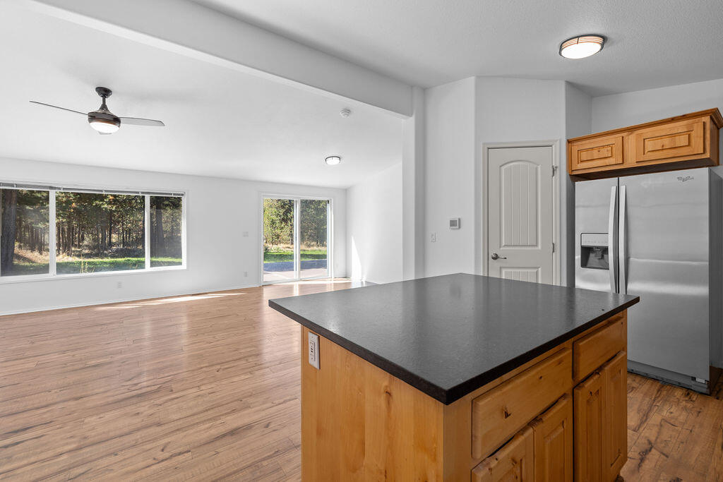 55053 Tamarack Road Bend, OR 97707 - Photo 18 of 41 18