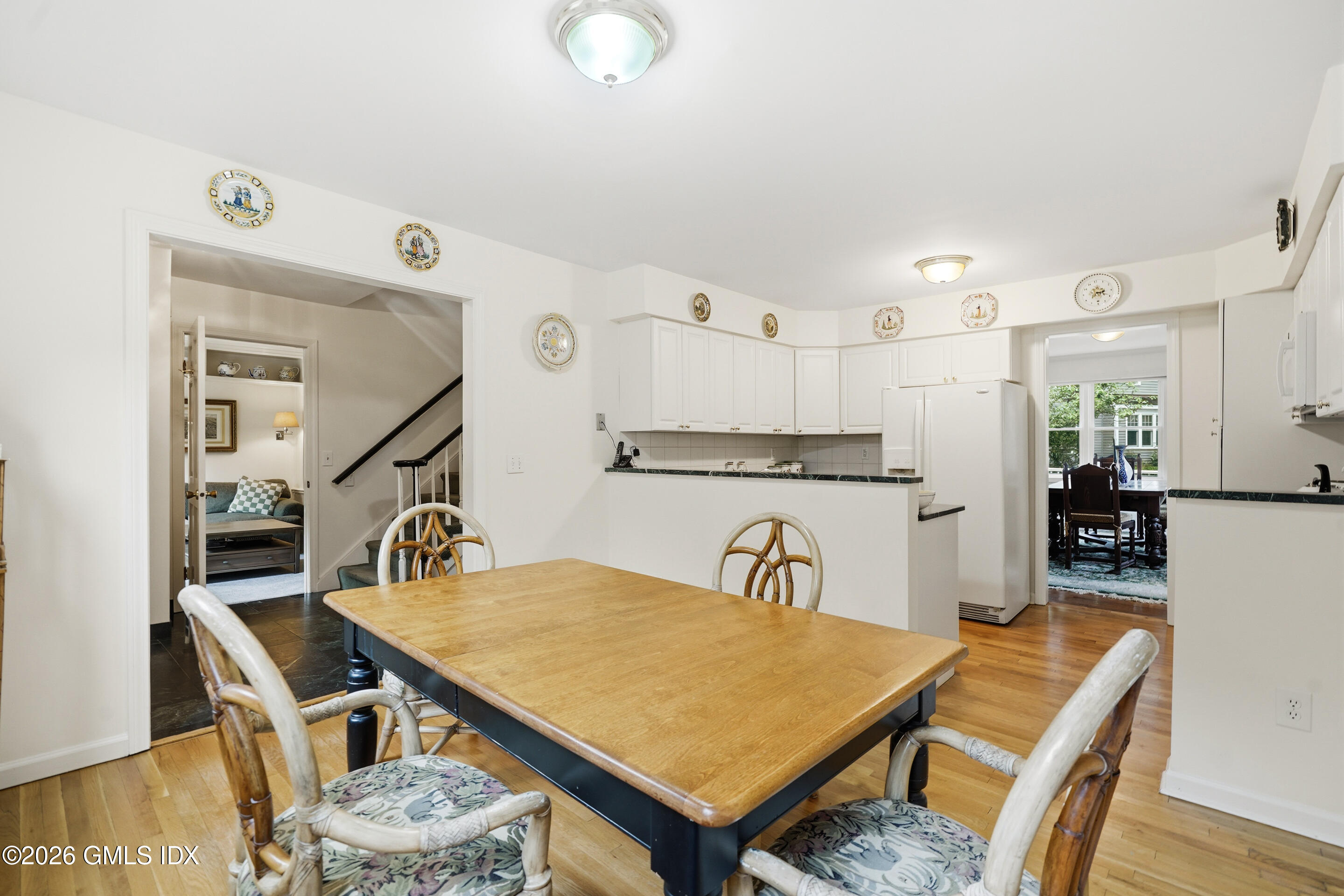 19 Georgetowne North, Unit 19 Greenwich, CT 06831 - Photo 4 of 29 4 - DSC00127_1