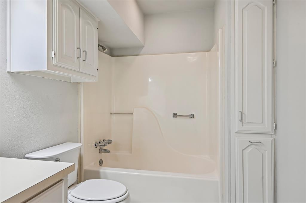13216 Hillcrest Road Dallas, TX 75240 - Photo 26 of 40