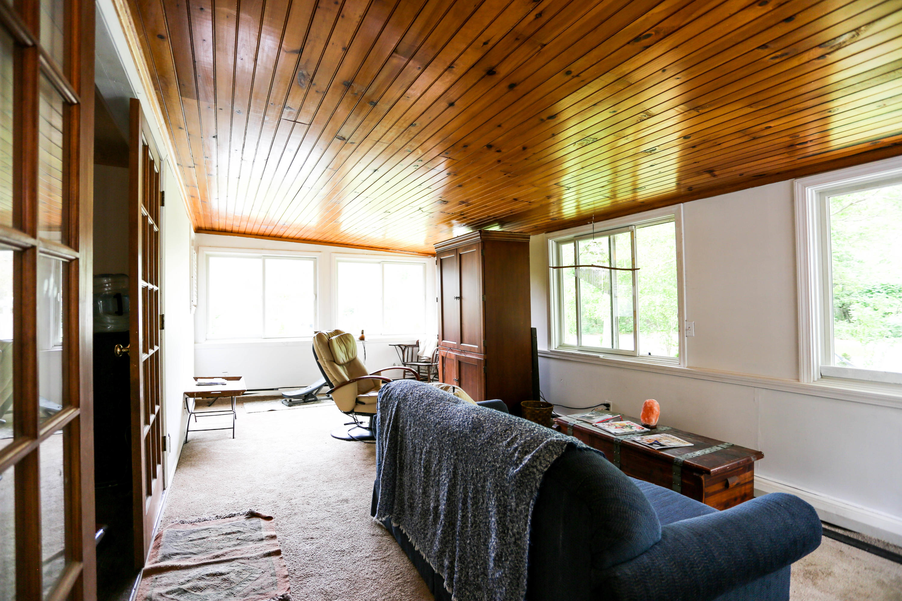 64 Crooked Pond Road Hyannis, MA 02601 - Photo 14 of 21 a living room with furniture and a window