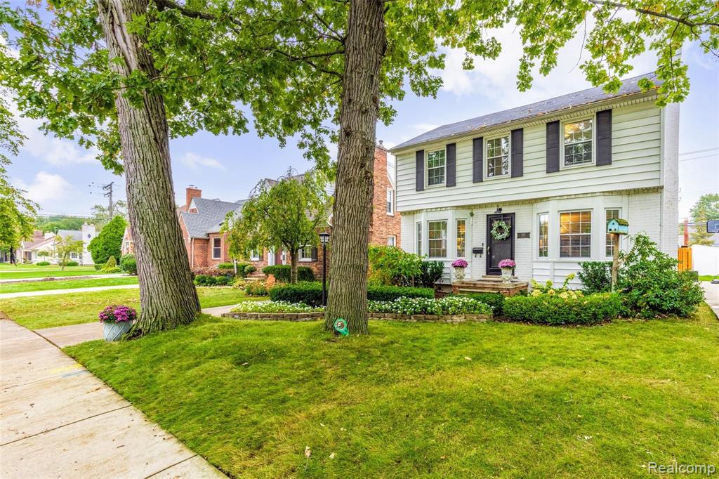 1315 Hampton Road Grosse Pointe, MI 48236 - Photo 42 of 60