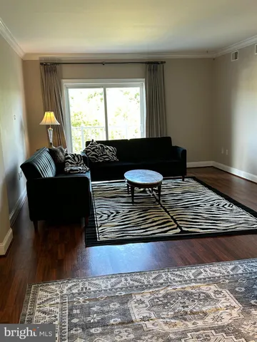 $429,800 | 6301 Edsall Road, Unit 224, Alexandria, VA 22312