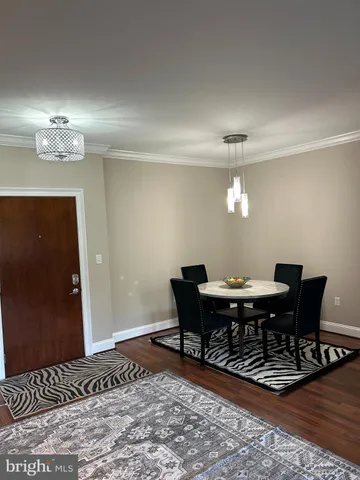 $429,800 | 6301 Edsall Road, Unit 224, Alexandria, VA 22312