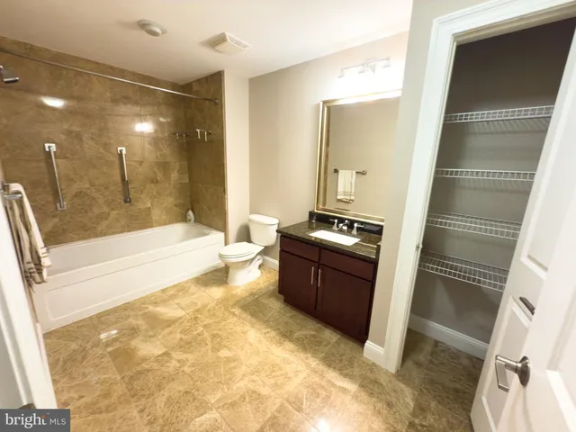 $429,800 | 6301 Edsall Road, Unit 224, Alexandria, VA 22312