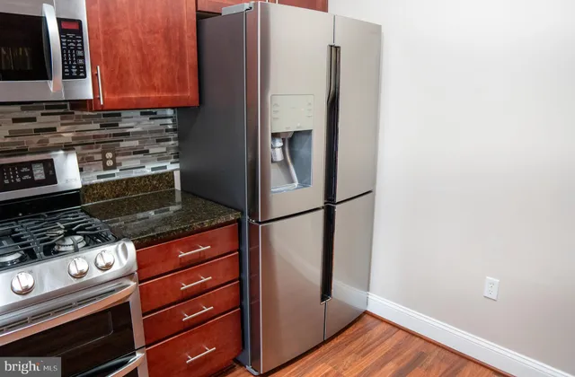 $429,800 | 6301 Edsall Road, Unit 224, Alexandria, VA 22312